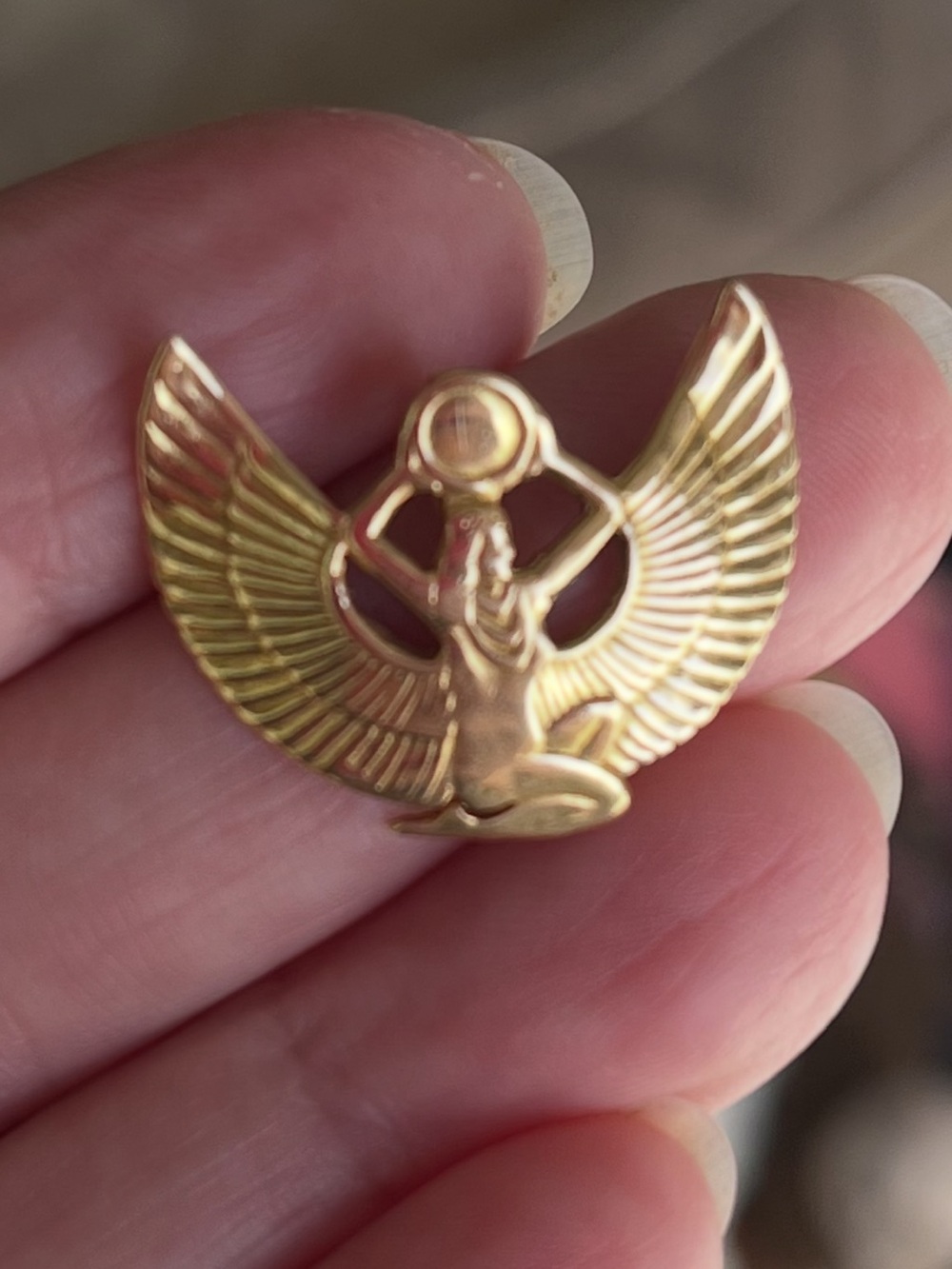 18k Egyptian Isis Charm